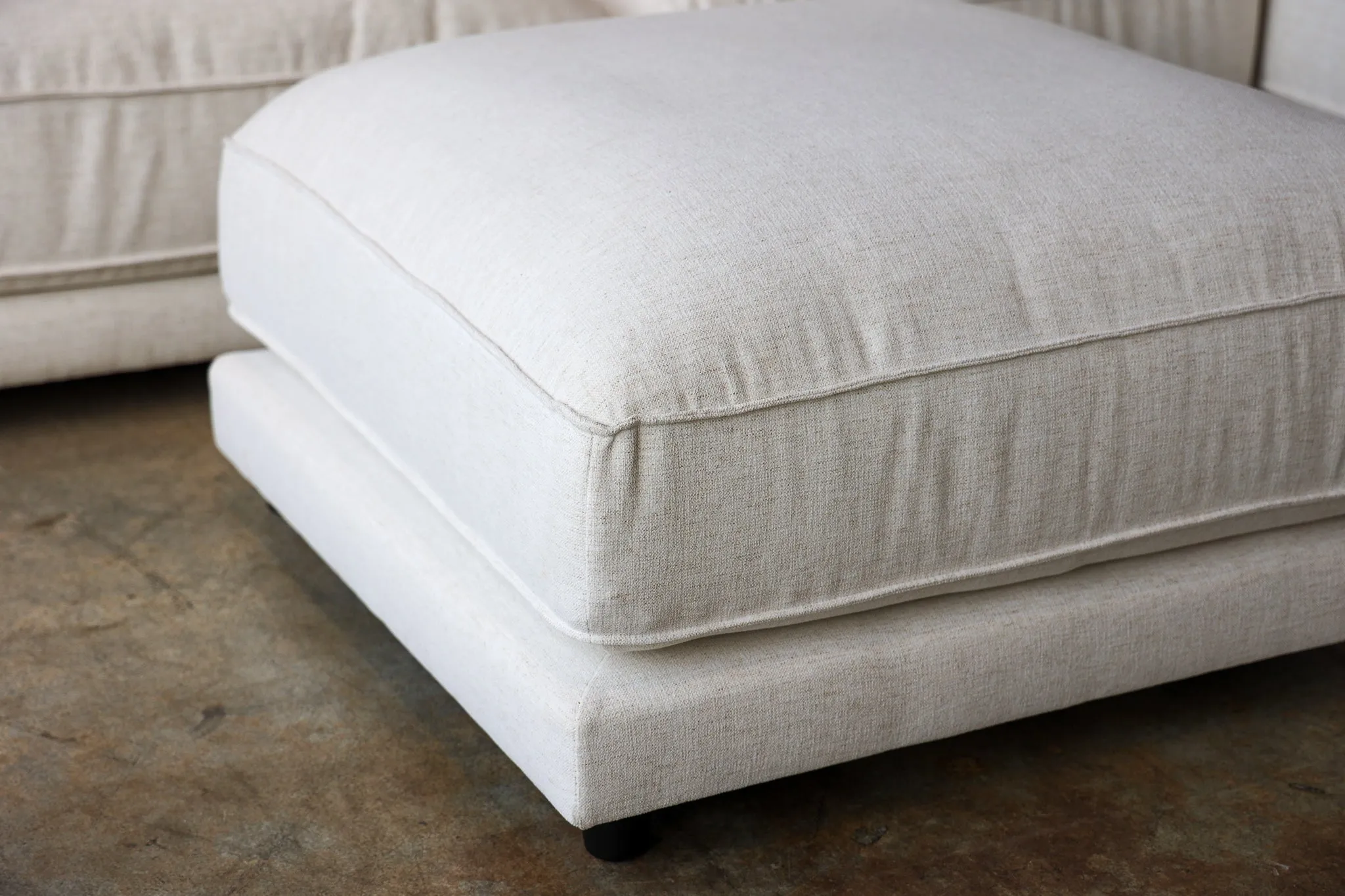Evans Crypton Ottoman